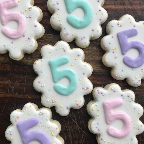 Number 5 Cookies, Number 5 Cookies Decorated, Fancy Sugar Cookies, Rolled Cookies, Number Cookies, Birthday Biscuits, Rapunzel Birthday Party, Favorite Christmas Recipes, Princess Cookies