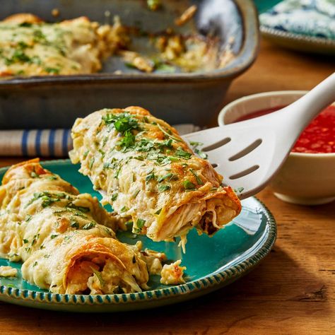 white chicken enchiladas recipe White Sauce Enchiladas, Popular Casseroles, Roasted Green Chili, Delicious Family Dinners, White Chicken Enchiladas, Favorite Casseroles, Chicken Enchilada Recipe, Baked Casserole, Enchilada Recipes