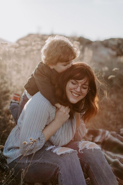 Mama And Son Photoshoot, Mother And Sons Photoshoot, Mom And Older Son Photo Ideas, Mom And Sons Photoshoot, Mom And Son Poses, Mommy And Son Photoshoot, Mom Son Photoshoot, Mom And Son Photography, Mom And Son Photos