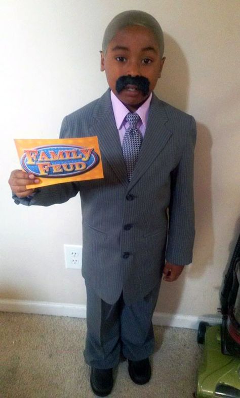 Steve Harvey Birthday Party, Funny Characters Costumes, Flavor Flav Halloween Costume, Halloween Costumes2 People, Dr Phil And Steve Harvey Costume, Mens Halloween Outfit, Funny One Person Halloween Costume, Solo Funny Halloween Costumes, Steve Harvey Cosplay