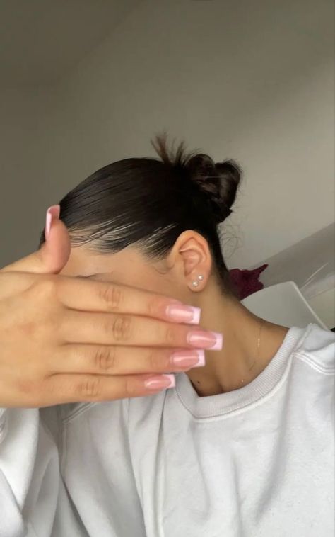 Hair Stylies, Slick Hairstyles, Short Hair Updo, Hair Stylist Life, Sleek Hairstyles, Long Hairstyles, Baddie Hairstyles, Hairstyles For School, Aesthetic Hair