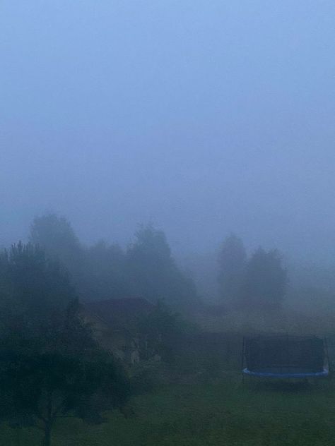 #aesthetic #morning #fog #vibes Early Morning Fog Aesthetic, Blue Morning Aesthetic, Early School Morning Aesthetic, Morning Fog Aesthetic, Cold Morning Aesthetic, Northwest Gothic, Early Morning Aesthetic, Relaxing Thoughts, Ghost Song