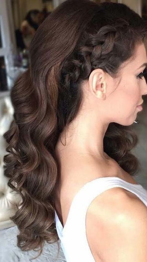 Formal Hair Down, Hairstyle Prom, Elegant Ponytail, Prom Hair Updo, Bridesmaid Hair Long, Simple Prom Hair, Curls For Long Hair, Side Hairstyles, Prom Hairstyles For Long Hair