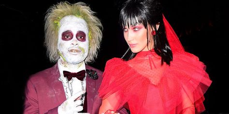 Bella Hadid and The Weeknd's Lydia and Beetlejuice Halloween 2018 Celebrity Couple Costumes, Easy Couple Halloween Costumes, Epic Halloween Costumes, Lydia Beetlejuice, Beetlejuice Costume, Best Celebrity Halloween Costumes, Annual Halloween Party, Celebrity Costumes, Lydia Deetz