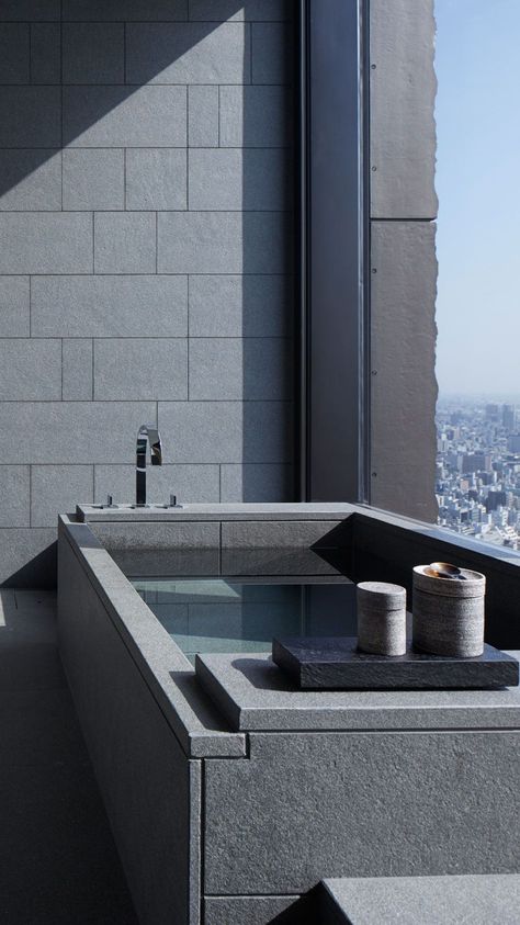 Aman Tokyo Bathroom, Aman Hotel Room, Japanese Hotel Interior, Aman Hotel Interior, Hotel Bathtub, Tokyo Luxury, Aman Hotel, Japan Interior Design, Aman Tokyo