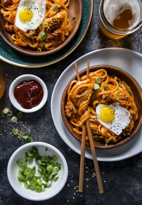 Kimchi Udon, Mouthwatering Food, Udon Noodles, Noodle Recipes, Korean Food, Kimchi, Asian Food, Makanan Dan Minuman, Japanese Food