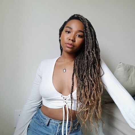 Marley Twist Styles, Marley Braid, Hair Box Braids, Ombre Twist, Pre Stretched Braiding Hair, Senegalese Twist Crochet Hair, Crochet Braid Hair, Marley Twist Hairstyles, Marley Braids