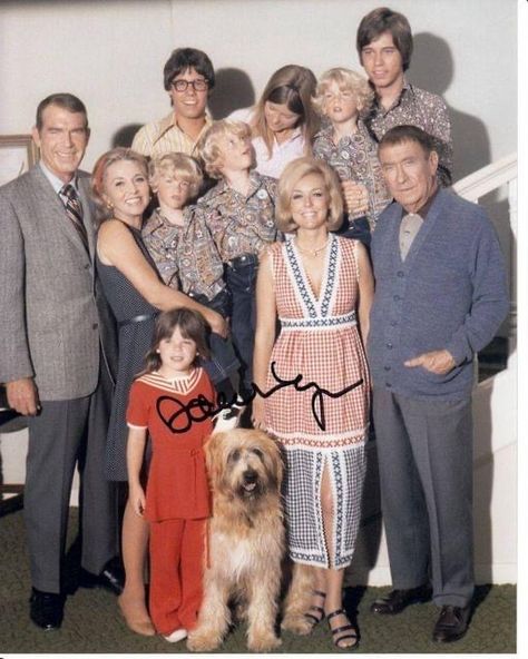 Tina Cole, Fred Macmurray, Christmas Tv Shows, Wolfman Jack, Priscilla Barnes, Jack Wagner, Tv Dads, June Cleaver, Classic Pictures