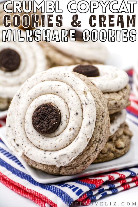 Milkshake Cookies, Cookies And Cream Milkshake, Crumble Cookie Recipe, Apple Oatmeal Cookies, Crumble Cookie, Crumble Cookies, Ultimate Chocolate Chip Cookie, Vegetarian Cookies, Crumbl Cookies