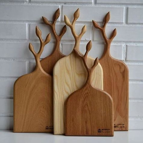 Diy Kitchen Decor, Christmas Kitchen Decor, Diy Holz, Wood Creations, Into The Woods, Wooden Crafts, Diy Hacks, Diy Wood Projects, Diy Woodworking