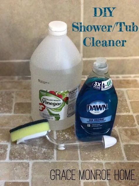 This DIY homemade shower cleaner is easy, inexpensive, and will have your tub or shower sparkling - IT WORKS!!! Tub Cleaner Dawn And Vinegar, Dawn Shower Cleaner, Shower Cleaner Recipe, Vinegar Shower Cleaner, Dawn Cleaner, Dawn Vinegar, Diy Shower Cleaner, Shower Door Cleaner, Best Shower Cleaner