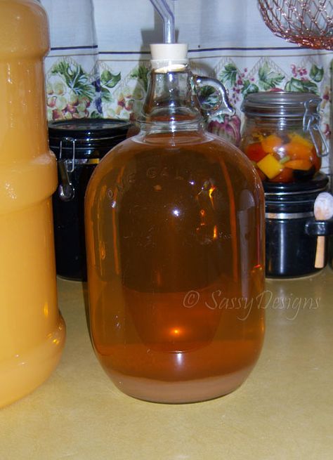 Wine Making Recipes, Homemade Wine Recipes, Distilling Alcohol, Apple Cranberry Pie, Alcohol Infusion, Apple Wine, Cranberry Pie, Making Wine, Honey Baked Ham