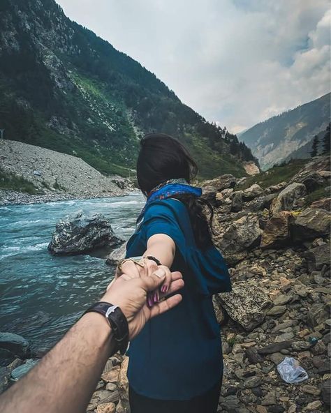 Couple Travel Photos, Honeymoon Pictures, Travel Pose, Life Goals Pictures, Romantic Photoshoot, Hiking Pictures, Travel Pictures Poses, Travel Photography Inspiration, Couple Photoshoot Poses