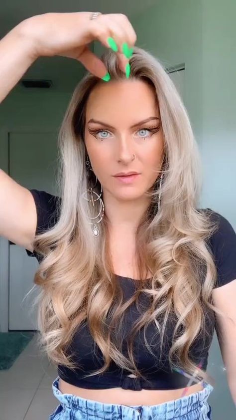 Easy twisted half up hairstyle 🥰 #scrollstop | Perfectlyeccentric Graduation Hair, Silver Pixie, Fest Outfits, Viking Hair, Hair Upstyles, Easy Hair Updos, Peinados Fáciles Para Cabello Corto, Hair Tutorials For Medium Hair, Hair Up Styles