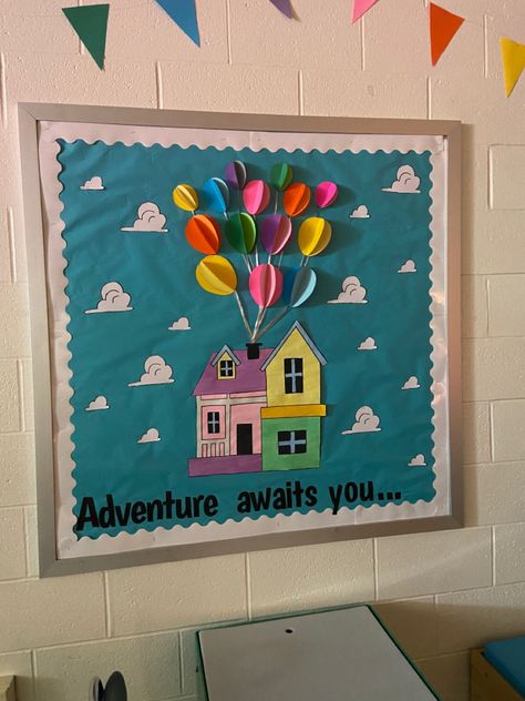 Moving Up Bulletin Board Ideas, Up Inspired Bulletin Board, Up Themed Door Decorations, Up House Bulletin Board, Up Theme Bulletin Board, Up Theme Classroom, Up Classroom Theme, Pixar Christmas, Elementary School Bulletin Boards