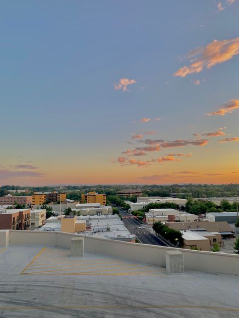 #view #rooftop #buildings Suburban Neighborhood, Studying Art, Rooftop View, Sun Photography, Sky View, Night Scene, Rooftop Terrace, Sunset Views, Visual Communication