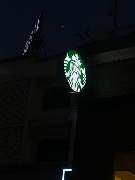 Starbucks low exposure aesthetic photo coffee lovers barista freshly brewed Starbucks India, Barista Starbucks, Low Exposure Aesthetic, Starbucks Barista, Low Exposure, Coffee Barista, Brewed Coffee, Coffee Brewing, Photography Art