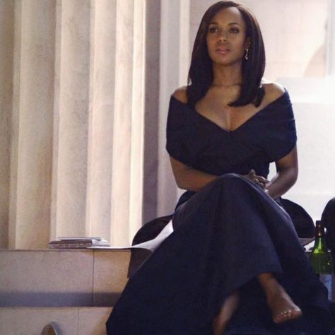 Olivia Pope Olivia Pope Hair, Oliva Pope Fashion, Olivia Pope Aesthetic, Olivia Pope Style Scandal Fashion, Olivia Pope Outfits, Scandal Fashion, Olivia Pope Style, Olivia And Fitz, Kickass Women