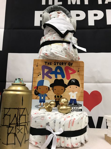 Hip hop baby shower. Black and gold. Hip Hop Gender Reveal Ideas, Hip Hop Themed First Birthday, Baby Boy Babyshower Ideas, Hip Hop Baby Shower Ideas, 90s Hip Hop Cupcakes, Hip Hop Nursery Theme, Fresh Prince Baby Shower Theme, Dadchelor Party, Prince 90s