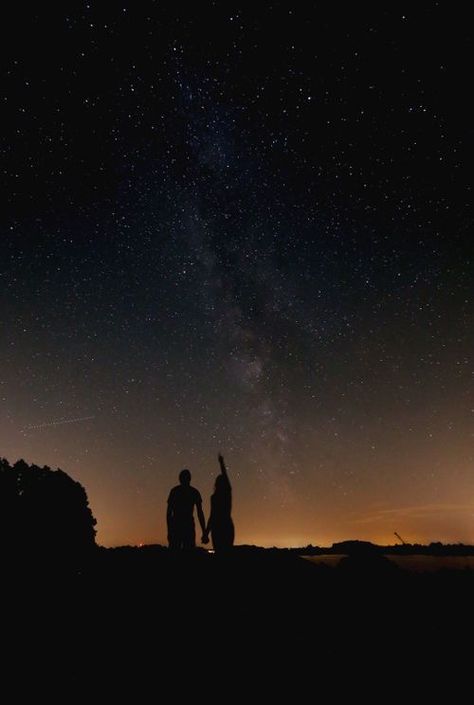 Stars In The Night Sky, Starry Night Sky, Summer Bucket Lists, The Night Sky, Under The Stars, Love Wallpaper, Image Hd, Cute Couple Pictures, Cute Couples Goals