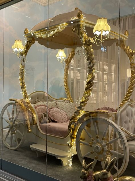 Cinderella bed Cinderella Bedroom Ideas, Disney Princess Carriage Bed, Cinderella Carriage Bed, Cinderella Bed, Cinderella Bedroom, Disney Princess Carriage, Cinderella Room, Cradle Decoration, Luxury Stroller