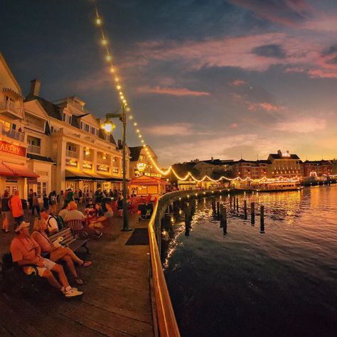 Disnerdy on Instagram: “Balmy Boardwalk evening. - - - #boardwalk #disneyboardwalk #boardwalkresort #disneysunset #disnerdy #disneyvacationclub #dvcmember…” Disney Boardwalk Resort, Disney Boardwalk, Disney Vacation Club, Disney Parks, Disney World, Dolores Park, Maine, Disney, Travel