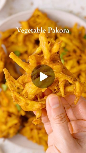 Yu Mon Khin on Instagram: "Crispy Vegetables Pakora  I love homemade pakoras the best! These crispy pakoras are crispy, non-greasy and packed with flavour. This recipe is for your guidance, and you can customize the veggies and spices to your liking. 
Ingredients
Onion 1
Carrot 1 
Potato 1
Green chilli 2-3
Oil for frying (  vegetable or neutral flavour oil )

Batter & Spices
Gram flour ½ cup ( About 60 grams ) or chickpeas flour 
Corn starch 5-6 tbsp	
Water 2-3 tbsp
Chilli powder 1 tsp
Turmeric ½
Garam masala 2 tsp
Cumin powder ½ tsp
Coriander powder ½ tsp
Salt 1 tsp
Pepper ½ tsp to taste

Instructions

Cut onion and green chilli into thin slices and julienne the carrot and potato. 
Add the vegetables in a large mixing bowl. Add the gram flour, cornstarch, chilli powder, turmeric, garam ma Vegetables Fritters, Potato Wrap, Vegetable Pakora, Vegetable Fritters, Rose Coloring, Crispy Recipes, Pakora Recipes, Carrots And Potatoes, Curry Dishes