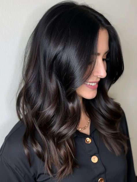 Ombre Black Hair, Soft Ombre Hair, Black To Brown Ombre Hair, Glossy Black Hair, Black Hair With Lowlights, Bleaching Black Hair, Black Hair With Brown Highlights, Black Hair Color Ideas, Bleach Hair Color