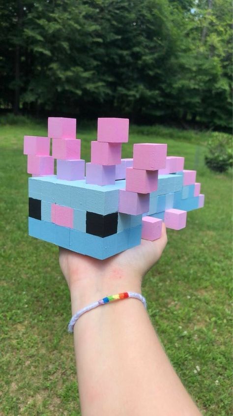 Minecraft Flower Out Of Blocks, Minecraft Axalotal, Diy Minecraft Wooden Blocks, Diy Minecraft Axolotl, Axolotl Minecraft Block Art, Block Art Minecraft, Wooden Blocks Decor Craft Ideas Minecraft, Minecraft Bee Wooden Blocks, Minecraft Pink Decoration