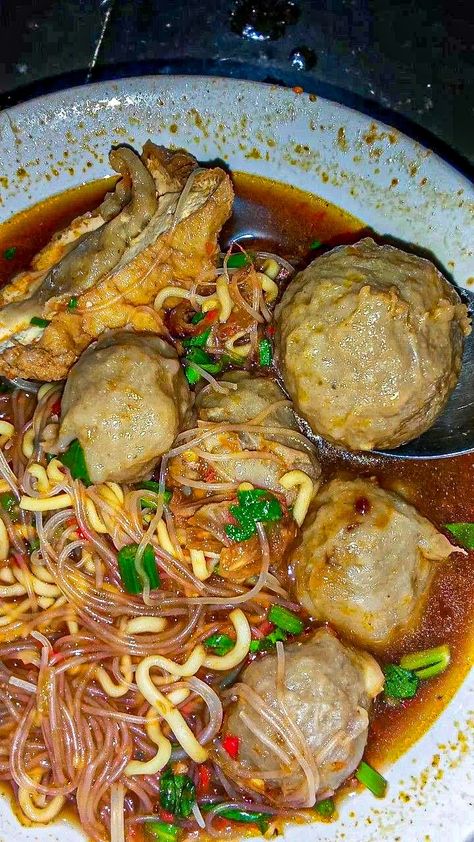 Pap Bakso, Eat To Live, Snap Food, Indonesian Food, Spicy Recipes, Food Cravings, Japchae, Aesthetic Food, Best Foods