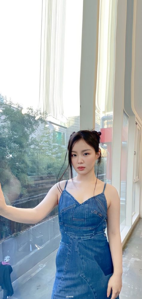 Lee Hi Body, Lee Hi Aesthetic, Lee Hi Wallpaper, Hi Wallpaper, Elle Lee, Lee Hi, Type Inspiration, Aesthetic Photo, Diva