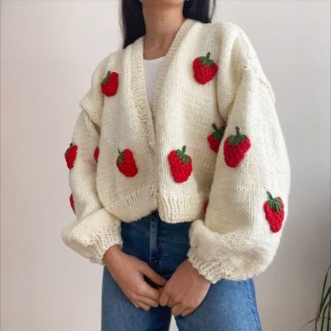 Crochet Cardigan Tutorial, Vest Patterns, Strawberry Outfit, Crochet Sweater Design, Crochet Sweater Pattern Free, Crochet For Beginners Blanket, Crochet Vest Pattern, Pullover Outfit, Crochet Jacket