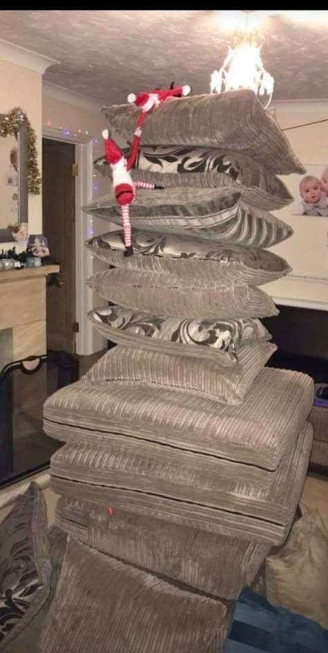 Elf Ideas Easy, Easy Elf On The Shelf, Easy Elf, Elf Magic, Awesome Elf On The Shelf Ideas, Elf Activities, Xmas Elf, Elf Antics, Elf Fun