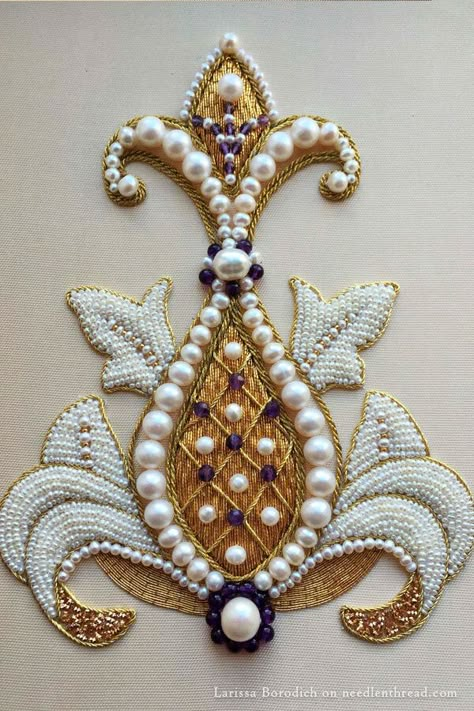 Goldwork & Pearl Embroidery from vintage goldwork sampler pattern Bordados Tambour, डिजाइनर कपड़े, Tambour Beading, Gold Work Embroidery, Pearl Embroidery, Tambour Embroidery, Beadwork Embroidery, Crazy Quilting, Couture Embroidery