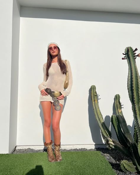 ashtin (@ashtinearle) on Instagram Ultra Outfits Music Festivals, Edc Orlando Outfits, Coachella Outfit Ideas Bohemian, Bonaroo Outfit, Glastonbury Outfits, 2023 Coachella, Country Festival Outfit, Country Music Festival Outfits, Coachella Fits