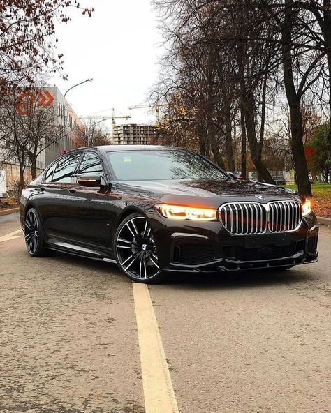 Luxury Car Photos, Bmw Design, Bmw Sport, New Luxury Cars, Bmw X7, Dream Cars Jeep, Bmw Love, Boys Toys, Bmw 7 Series