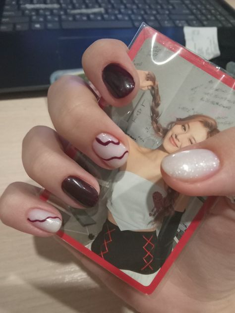 Twice Nails Designs, Twice Inspired Nails, Twice Nails Kpop, Twice Nails, Kpop Nails, Beach Instagram Pictures, Comfort Person, Beach Instagram, Manicure Inspiration