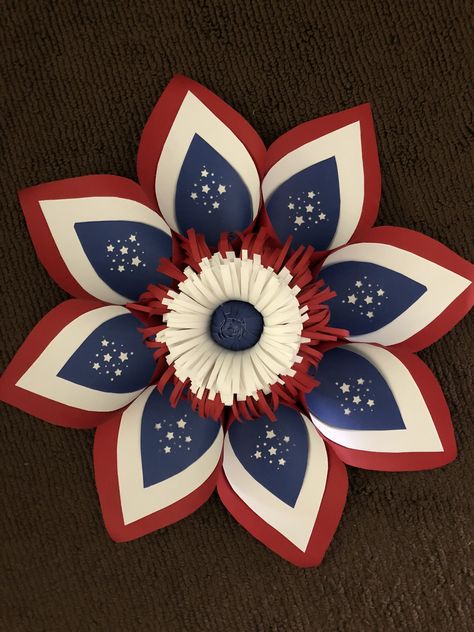 Red White and Blue ...Patriotic 4th of July. Paper Flower /Wreath. Patriotic Paper Flowers, Paper Flower Wreath, Giant Paper Roses, Patriotic Flowers, Paper Rose Template, Rose Template, Paper Flower Wreaths, Fourth Of July Decorations, 4th July Crafts