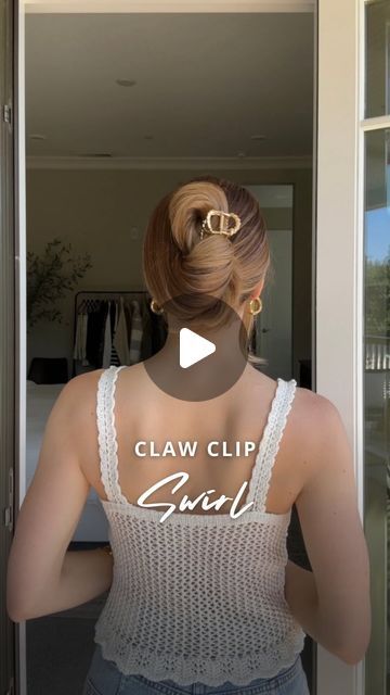 Nichole Ciotti on Instagram: "Easy claw clip bun! ✨

Gather your hair into a low ponytail. In your other hand, open the claw clip as wide as possible. Pull the ponytail up and into the mouth of the clip. Wrap the hair around the bottom teeth of the clip one time. Push up on the tail and close the claw clip over the swirl 💁‍♀��️

#hair #hairtutorial #updo #hairstyles" Claw Clip Bun, Clip Bun, Bottom Teeth, Hair Raising, Updo Hairstyles, The Claw, Low Ponytail, Pretty Hair, Claw Clip