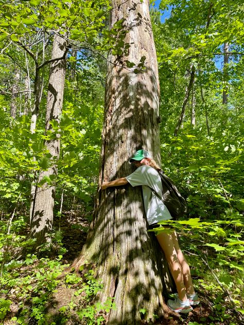 Tree Huger Aesthetic, Tree Hugger Aesthetic, Hugging Tree, What Is Peace, Hug Pictures, Tree Hugging, Earth People, Person Photography, Nature Witch