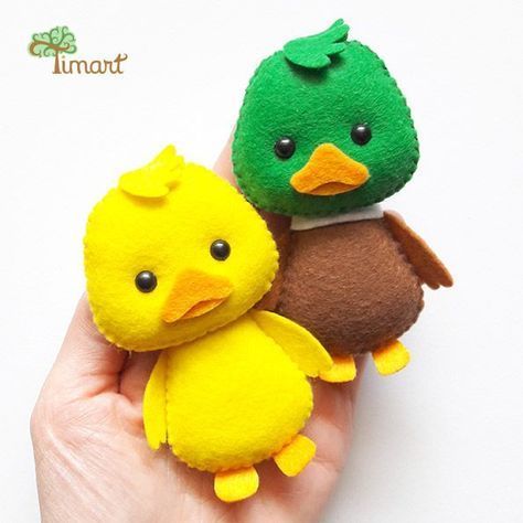 Bird Diy, Felt Toys Patterns, Felt Animal Patterns, Felt Crafts Patterns, Felt Crafts Diy, Sewing Stuffed Animals, Felt Baby, Fabric Toys, Felt Birds