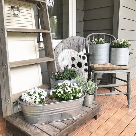 I can’t think of a more homey…cozy…loving place than a sweet Porch.  It’s a place to sit…chat…enjoy the outdoors…sip on a sweet tea (I am from NJ…so it’s more an iced coffee for us : ) and just chill.  You get to see what is happening on your street…say hello to neighbors and pet their … Farmhouse Porches, Front Porch Design, Farmhouse Landscaping, Farmhouse Front Porches, Spring Decor Diy, Summer Porch, Farmhouse Porch, House With Porch, Farmhouse Decoration