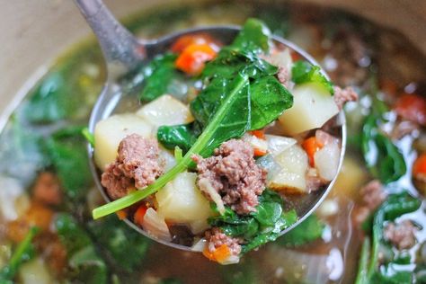 Ground Beef & Kale Stew Kale Ground Beef Recipes, Beef Kale Soup, Ground Beef Kale Soup, Kale Vegetable Soup, Kale Dinner, Beef And Kale, Kale Potato Soup, Best Salisbury Steak Recipe, Kale Stew