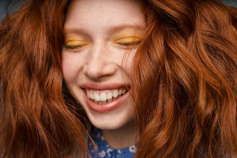 Young Caucasian woman wearing lunar tides hair dye on 1C hair follicles with an olive skin tone. Lunar Tides Hair Dye, 1c Hair, Arctic Fox Dye, Orange Hair Dye, Women With Natural Hair, Hair Color Transformation, Punky Color, Olive Skin Tone, Hair Dyes