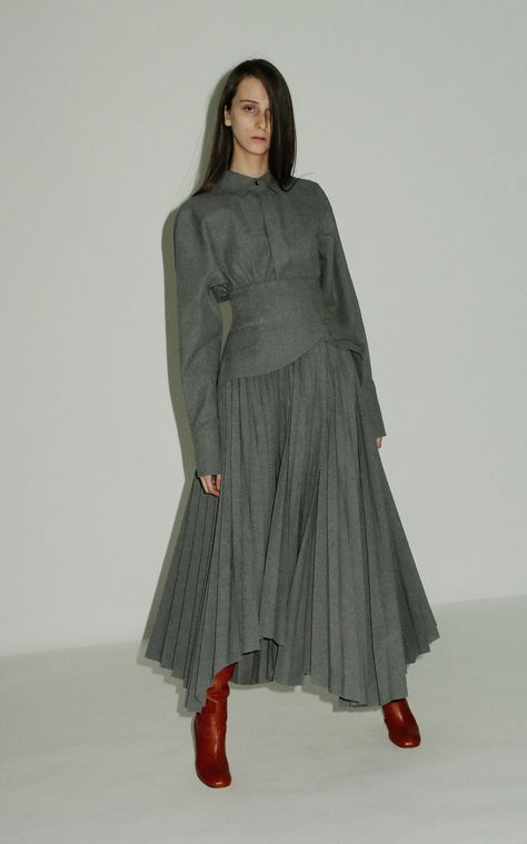 A.W.A.K.E. MODE Tailored Button-Down Cotton Shirt Best Wedding Guest Dresses Classy, Modest Graduation Outfit, Modest Luxury, Tznius Fashion, Elegant Long Sleeve Wedding Dresses, Dress Party Wear, Best Wedding Guest Dresses, Cotton Midi Skirt, Autumn Winter 2024