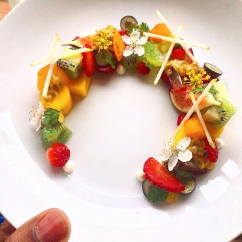 Jason Howard Fruit Salad Plating Ideas, Fruit Salad Plating, Salad Plating Ideas, Plating Salad, Orange Fruit Salad, Fine Dining Plating, Cheese And Wine Party, Food Presentation Plates, Food Plating Techniques