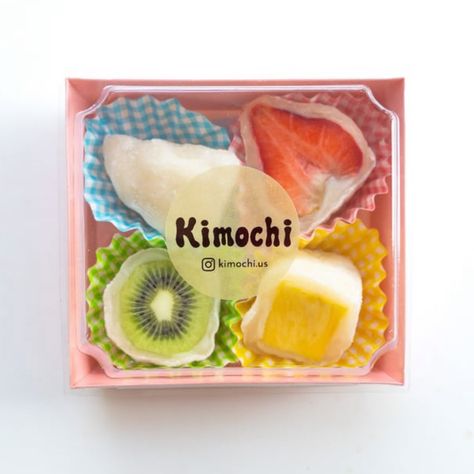 💖MOCHI LOVERS UNITE!💖 🎀KIMOCHI PICK-UP & POP-UP🎀 If you love eating mochi and you love fall flavors, listen up~ @kimochi.us will be hosting a pick-up location for the first time ever at Pink Moon Atelier. They have the classic fruit flavors available for pre-order, along with their new seasonal fall menu which include: 🎃 Pumpkin Cheese Cake Daifuku (non-vegan) 🍠 Sweet Potato Spiced Caramel Daifuku (vegan) There will be limited pastries available for purchase day-of. HOW TO PRE-ORDER| ... Fall Menu, Vegan Sweet Potato, Fall Flavors, Love Fall, Pink Moon, Autumn Flavors, Fruit Flavored, Mochi, Sweet Potato