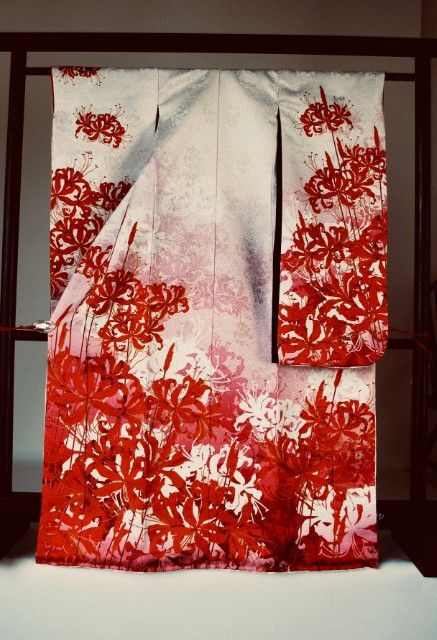 Tanuki Kimono, Lycoris Radiata, Red Spider Lily, Spider Lily, Red Spider, Red Kimono, Hanfu Traditional, White Kimono, Kimono Design