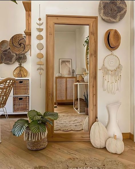 #mirrordecor #mirrordecoration #mirrorselfie #bohemiantattoo #bohemianwallpaper #bohemianoutfits #bohemianaesthetic #bohemianweddingdress #bohemianoutfit #bohemianwedding #bohemiandecor #bohomirrordecor #bohomirrorwall #boho mirror decor diy ##bohomirror #bohostyle #bohodecor #mirror #handmade #boho #homedecor #bohohome #boholustro #diy #lustro #macrame #bohochic #macramemirror #bohemianstyle #homesweethome #makrama #bohodekoracje #domoweinspiracje #interiordesign #diymirror #dodatkidodomu Boho Chic Entryway, Casa Vintage, Boho Room Decor, Modern Houses Interior, Bohemian Living, Boho Room, Bohemian Living Room, Boho Interior, Decor Home Living Room