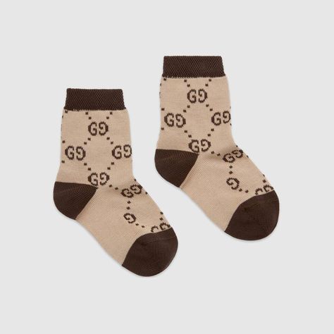 Gucci Baby Clothes, Baby Highlights, Beige Socks, Luxury Baby Clothes, Brown Socks, Gucci Baby, Gucci Store, Gucci Gifts, Designer Baby Clothes